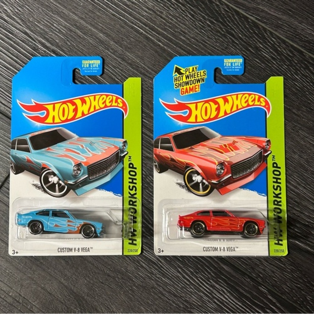 2014 Hot Wheels HW Workshop Custom V-8 Vega Set of 2  220/250 red, blue